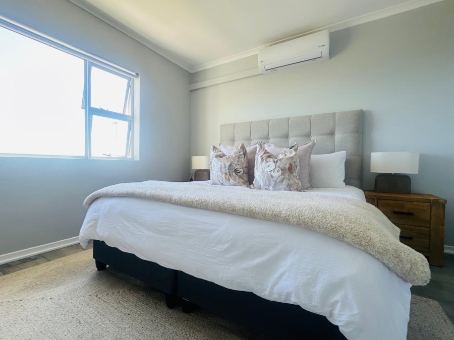 To Let 3 Bedroom Property for Rent in Big Bay Western Cape